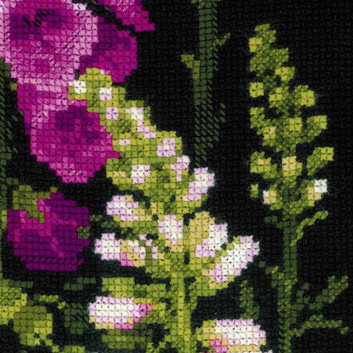 Foxgloves - Cross Stitch Kit from RIOLIS Ref. no.:1629