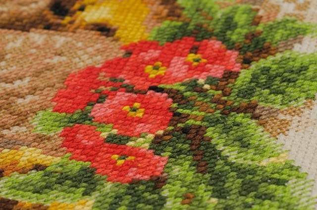Hen - Cross Stitch Kit from RIOLIS Ref. no.:1480