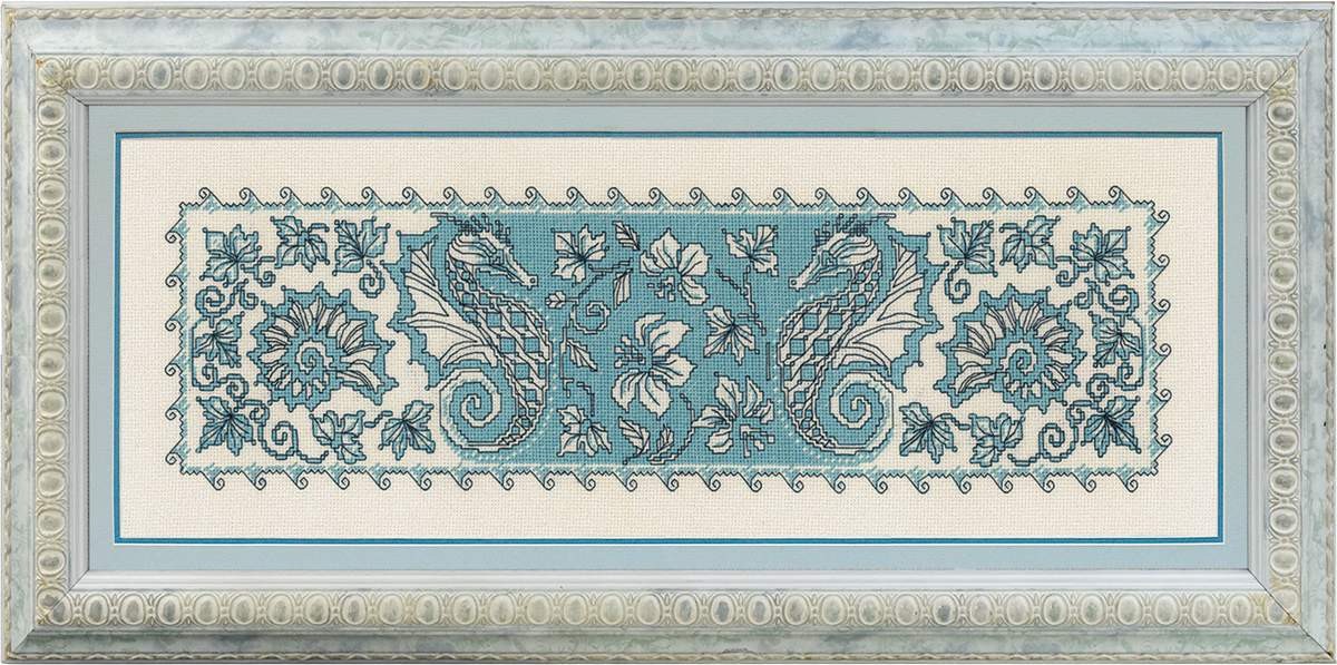 Table Topper / Pannel Sea Horse cross stitch kit by RIOLIS Ref. no.: 1703