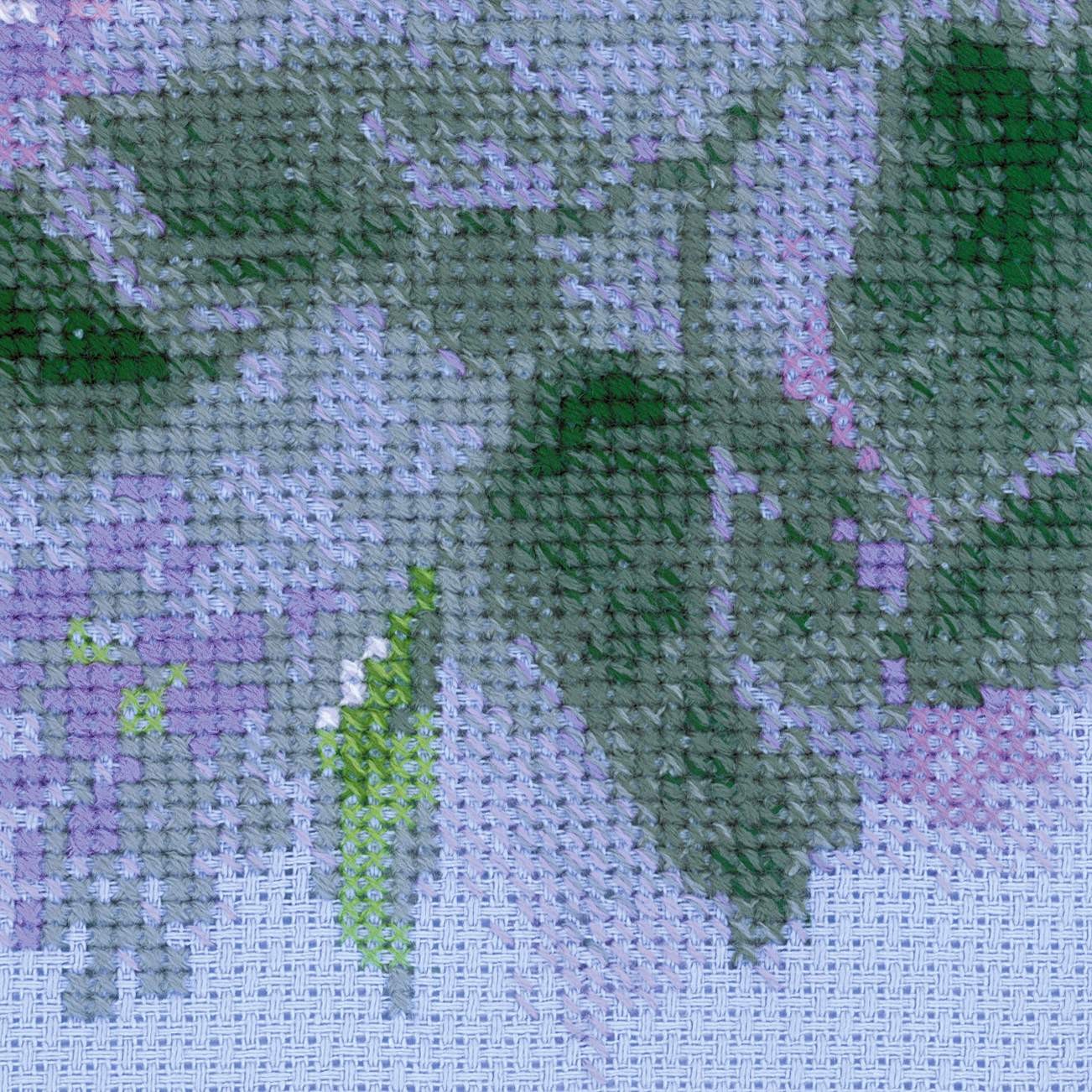 Lilacs after the Rain - Cross Stitch Kit from RIOLIS Ref. no.:1533