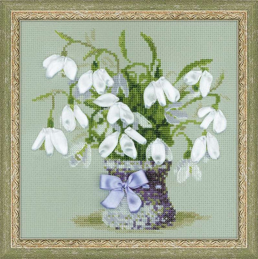 Snowdrops - Cross Stitch Kit from RIOLIS Ref. no.:1403